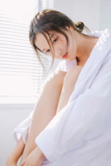 刘雨欣晒女儿照片